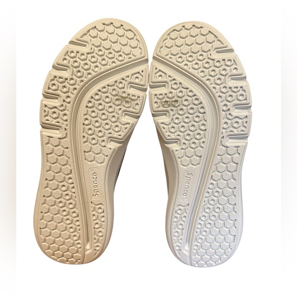 Spenco Chelsea Women's Mesh Orthotic Slip on Sneaker Size 7B - Picture 8 of 9